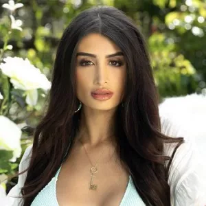 Mia Ventura биография, рост, вес, размер сисек, фигура, возраст